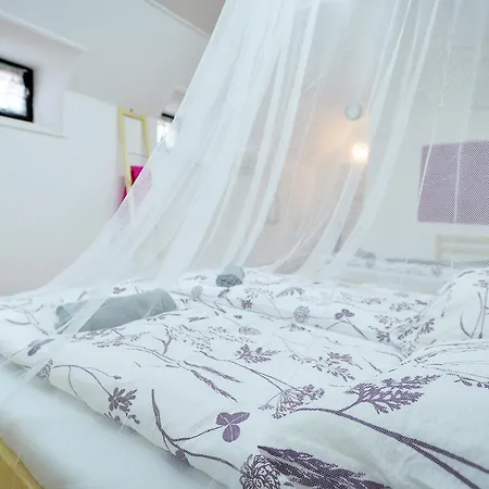 아파트 Bonbon Apartman