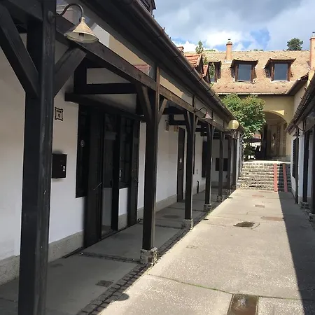 Bonbon Apartman 아파트